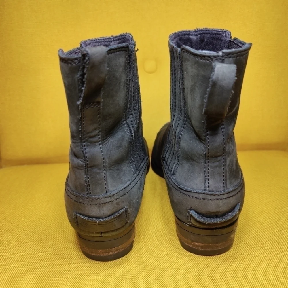 Sorel Lolla Chelsea Black Suede Leather Heeled Pull On Ankle Boots Size 8